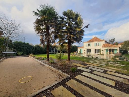 RENOVATION COMPLETE INTERIEURE ET EXTERIEURE D&rsquo;UNE BELLE VILLA (maison Collinet-1998) / IDRON